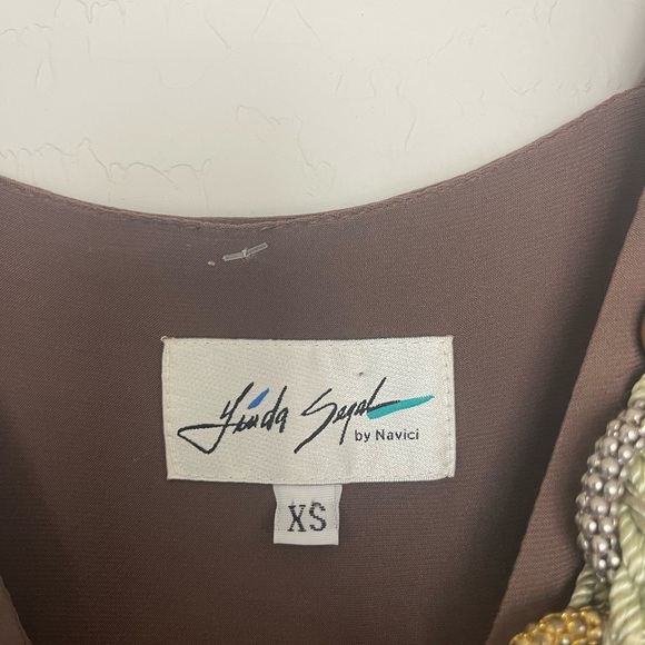 Elegant Brown Maxi Dress - Picture 4 of 6